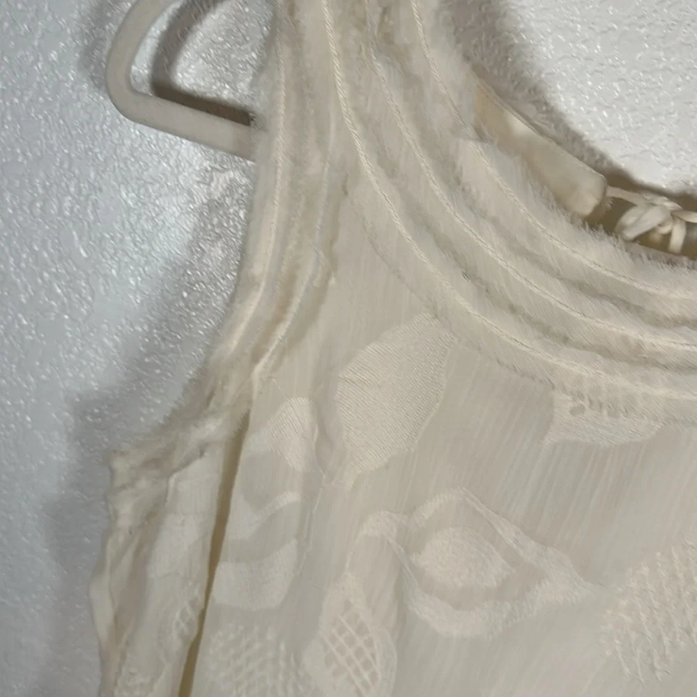 Max Studio Specialty Ivory Embroidered Shift Dress Size Medium